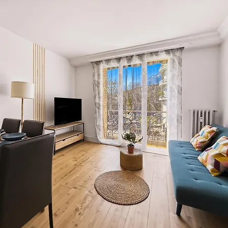 Lejlighed 4 Chambres, Balcon Et Ascenseur *