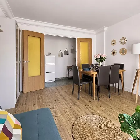 4 Chambres, Balcon Et Ascenseur