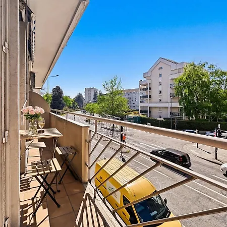 4 Chambres, Balcon Et Ascenseur